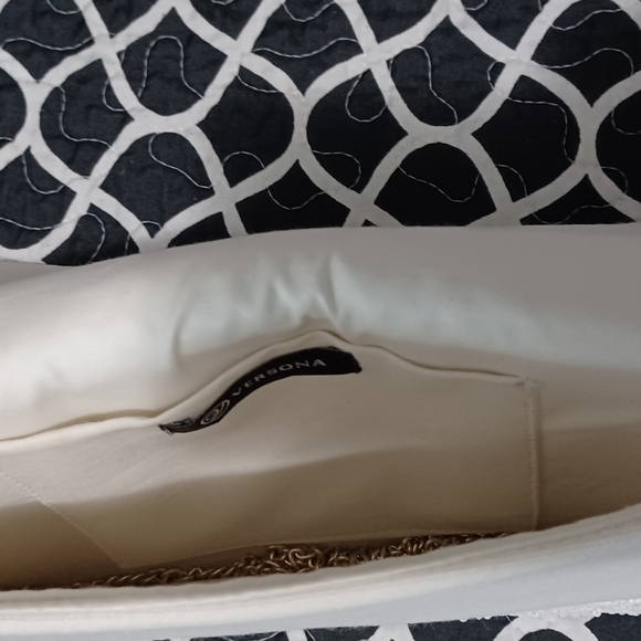 Versona beaded Crossbody/Clutch - Picture 2 of 5